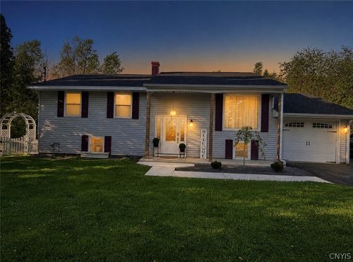 9529 Chapman Rd, New Hartford, NY, 13413-3710 | Card Image