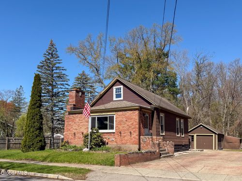 378 Bradford Rd, Schenectady, NY, 12304-3708 | Card Image