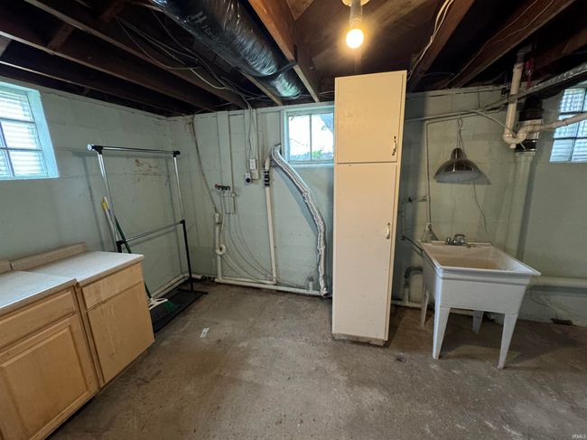 528 E Main St, House other with 3 bedrooms, 2 bathrooms and null parking in Gas City IN | Image 29