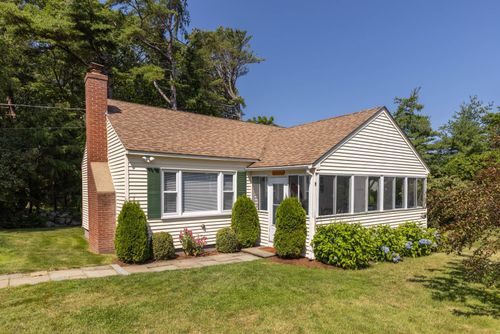 penelope-39 Cable Road, Rye, NH, 03870 | Card Image