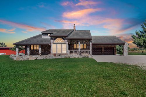 31513 Shively Rd, Walkerton, IN, 46574-9047 | Card Image