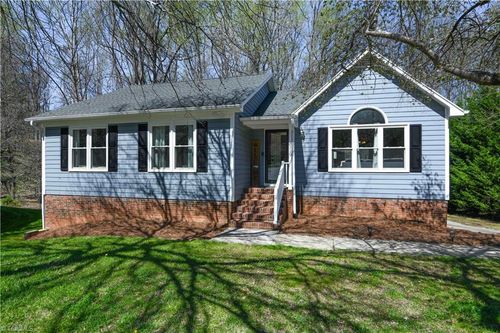 3310 Dawn Ridge Ct, Greensboro, NC, 27410-8661 | Card Image