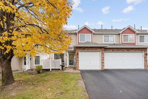 587 Mariner Way, Woodbury, MN, 55129-8584 | Card Image