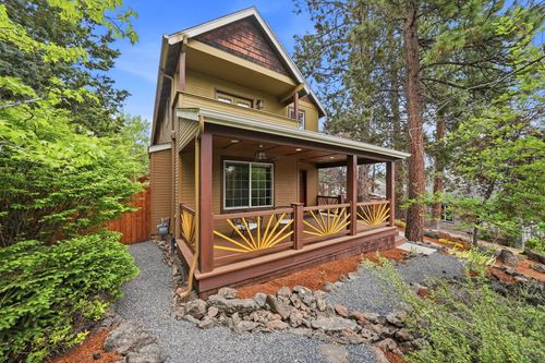2158 Nw Torrey Pines, Bend, OR, 97703 | Card Image