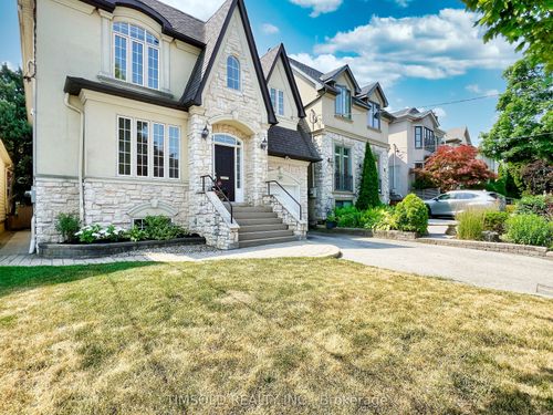 507 Broadway Ave, East York, ON, M4G2R7 | Card Image