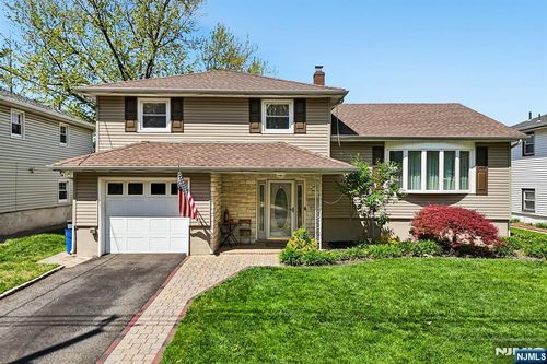 110 Byrd Ave, Bloomfield, NJ, 07003-4431 | Card Image