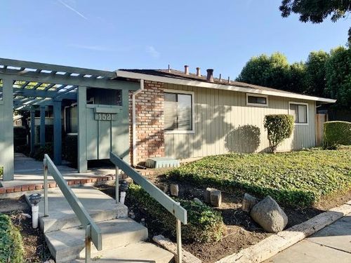 1521 Highland Dr, Hollister, CA, 95023-5994 | Card Image