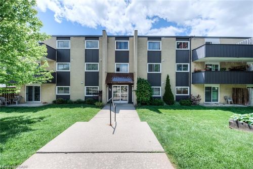 308-75 Hazelglen Dr, Kitchener, ON, N2M2E2 | Card Image