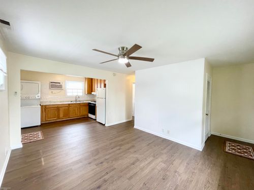 28759 Rosemont St, Roseville, MI, 48066-7412 | Card Image