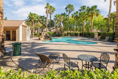 3647 Mcmurty Ct, Las Vegas, NV, 89129-5054 | Card Image