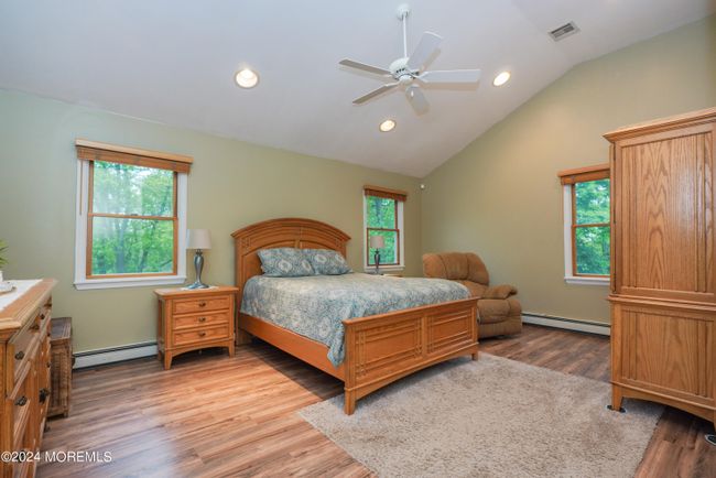 175 State Route 34, House other with 3 bedrooms, 3 bathrooms and null parking in Holmdel NJ | Image 28