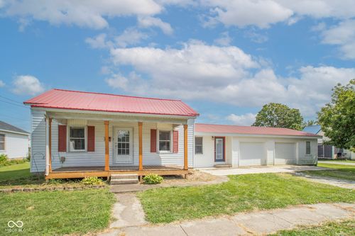 19 Hicks St, North Vernon, IN, 47265-1426 | Card Image