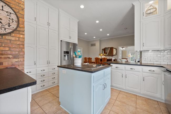 67 S Lakeshore Dr, House other with 4 bedrooms, 3 bathrooms and null parking in Ransom Canyon TX | Image 14