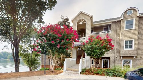 unit-5-9816 Emerald Point Dr, Charlotte, NC, 28278-6536 | Card Image