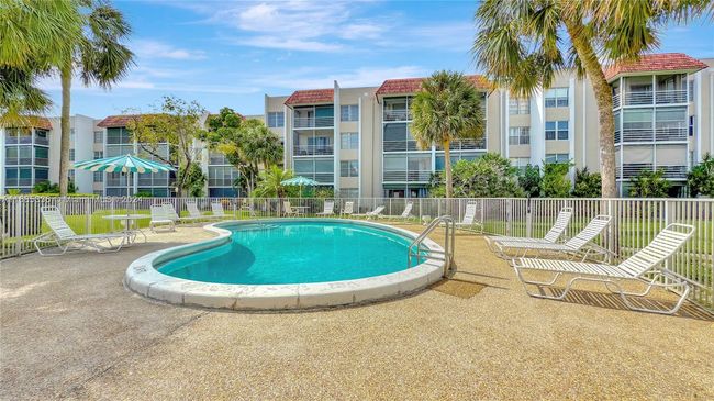 APT-203 - 3571 Inverrary Dr, Condo with 2 bedrooms, 2 bathrooms and null parking in Lauderhill FL | Image 15