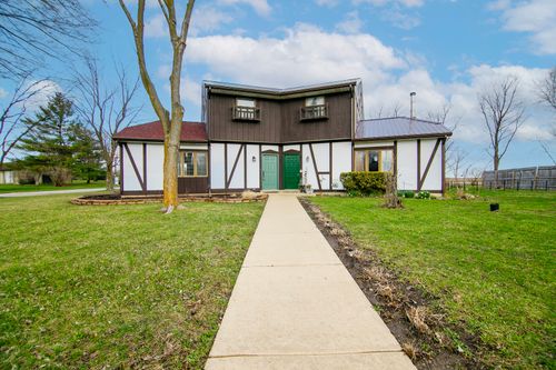 a-101 Sun St, Cabery, IL, 60919-5502 | Card Image