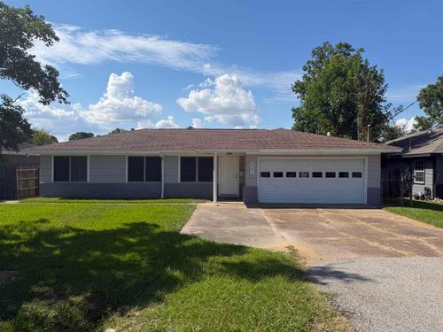 6321 Dave St, Groves, TX, 77619-4326 | Card Image
