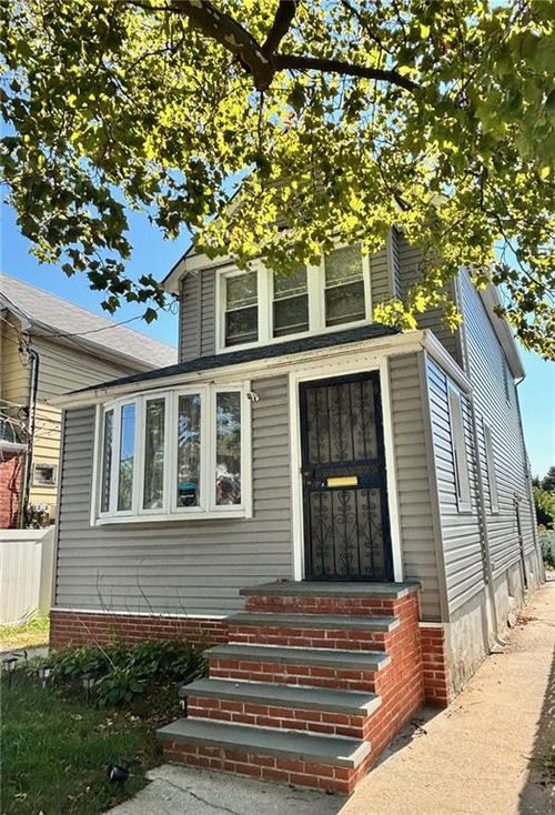13515 243rd St, Rosedale, NY, 11422-1642 | Card Image