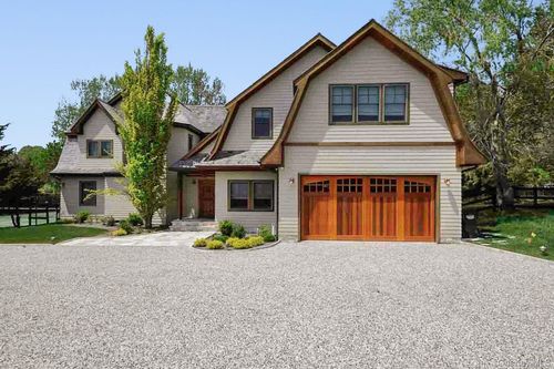 1366 Scuttle Hole Rd, Water Mill, NY, 11976-2522 | Card Image