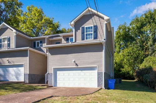 212 Graves Rd, Goodlettsville, TN, 37072-1512 | Card Image