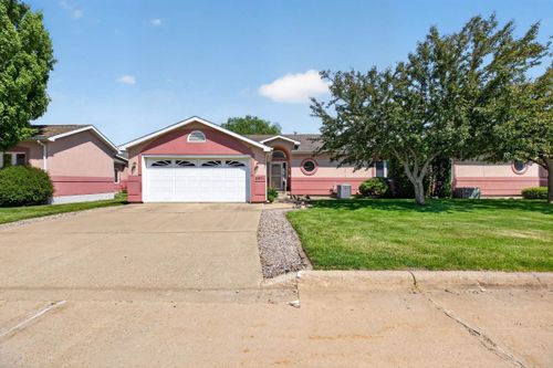 unit-a-1817 W 18th St, Cedar Falls, IA, 50613-7146 | Card Image