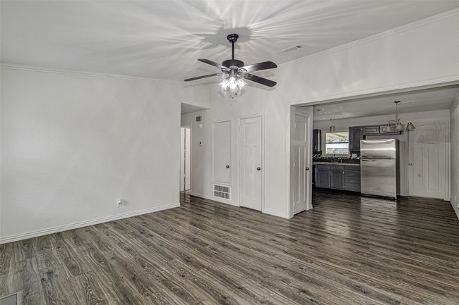 502 Circleview Dr, House other with 3 bedrooms, 2 bathrooms and null parking in Mansfield TX | Image 10