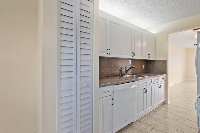 APT-412 - 1351 Sw 125 Th Ave, Condo with 2 bedrooms, 2 bathrooms and null parking in Pembroke Pines FL | Image 7