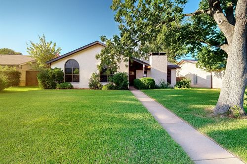 1249 Granada Ln, Lewisville, TX, 75067-5609 | Card Image