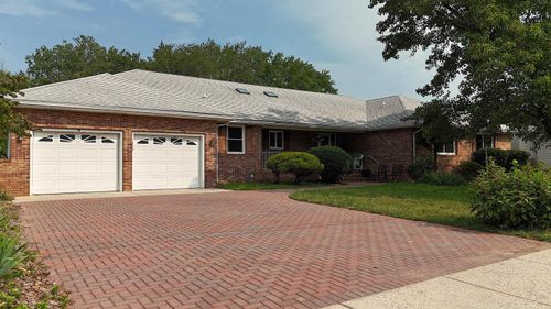 199 Lakeshore Dr, HAMMONTON, NJ, 08037-1121 | Card Image
