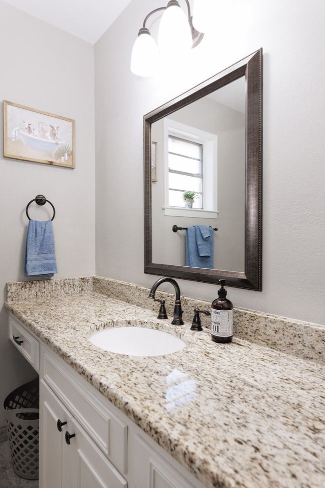 Bathroom with vanity | Image 33
