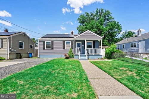 22 G St, WEST DEPTFORD, NJ, 08096-1413 | Card Image