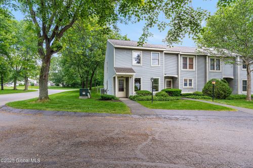 1 Hale Dr, Halfmoon, NY, 12065-6571 | Card Image