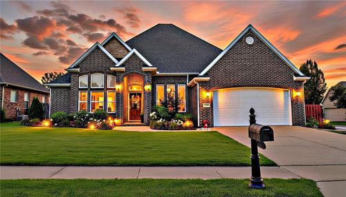 5500 S Lanshire Dr, Rogers, AR, 72758-9003 | Card Image