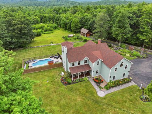 202 South Road, Deerfield, NH, 03037 | Card Image