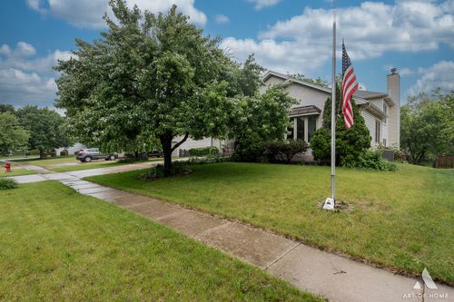 1710 Chestnut Hill Rd, Plainfield, IL, 60586-8515 | Card Image