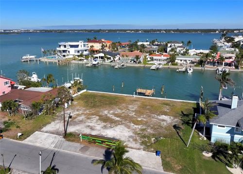 12455 6th Street E, TREASURE ISLAND, FL, 33706 | Card Image