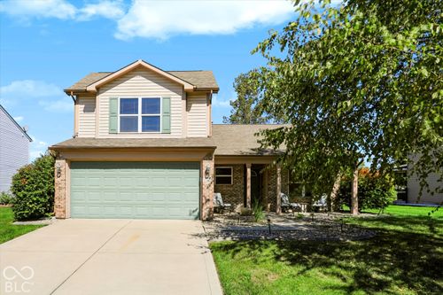816 Heatherwood Dr, Greenwood, IN, 46143-6926 | Card Image