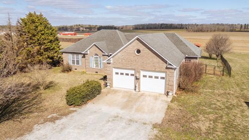 185 Leath Ln, Finger, TN, 38334-1767 | Card Image