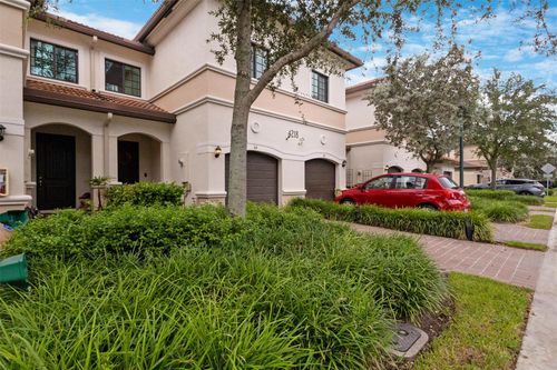 unit-64-4218 N Dixie Hwy, Oakland Park, FL, 33334-3862 | Card Image