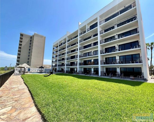 APT-103 - 4300 Gulf Blvd, Condo with 2 bedrooms, 2 bathrooms and null parking in South Padre Island TX | Image 32