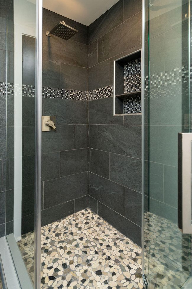 1st Level Bath | Image 34