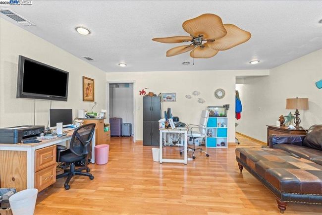 7677 Copper Cove Pl, House other with 3 bedrooms, 2 bathrooms and 1 parking in Antelope CA | Image 19