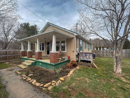 179 Flat Ridge Rd, Sugar Grove, VA, 24375-3001 | Card Image