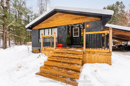 354 Muskoka 10 Rd, Port Sydney, ON, P0B1L0 | Card Image