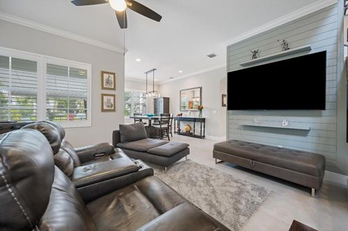 1439 Barlow Ct, Palm Beach Gardens, FL, 33410-1501 | Card Image