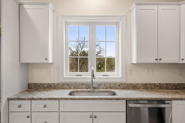 UNIT-3 - 66 Parish Rd, House other with 4 bedrooms, 3 bathrooms and 2 parking in Georgetown MA | Image 7