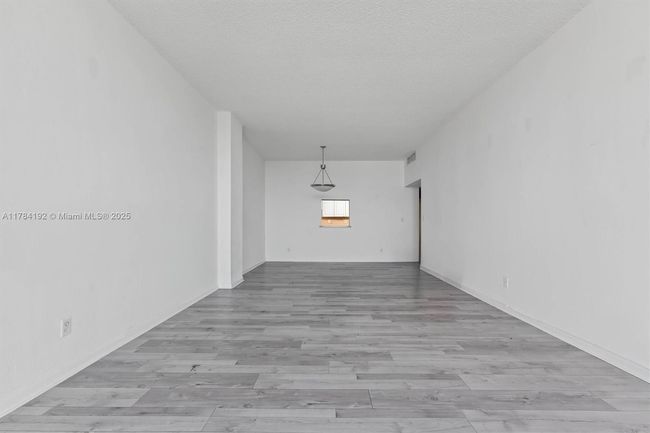24 - 19380 Collins Ave, Condo with 1 bedrooms, 1 bathrooms and null parking in Sunny Isles Beach FL | Image 12
