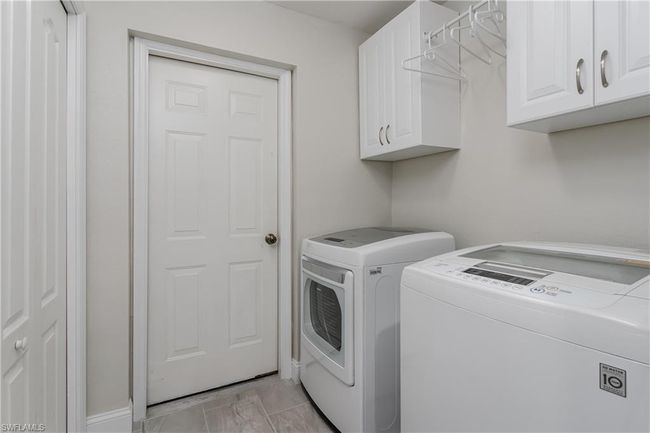 APT-2603 - 380 Stella Maris Dr, Condo with 2 bedrooms, 2 bathrooms and 1 parking in NAPLES FL | Image 22