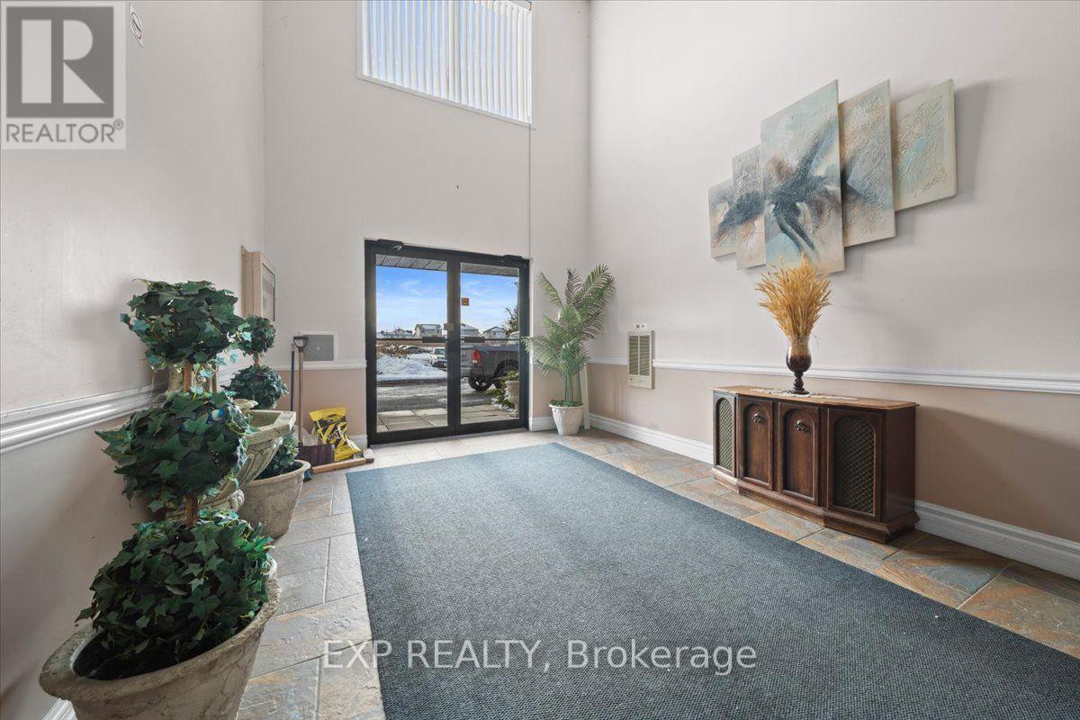 Residential Lease in Russell 2