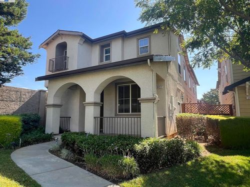 3127 Puffin Cir, Fairfield, CA, 94533-8914 | Card Image